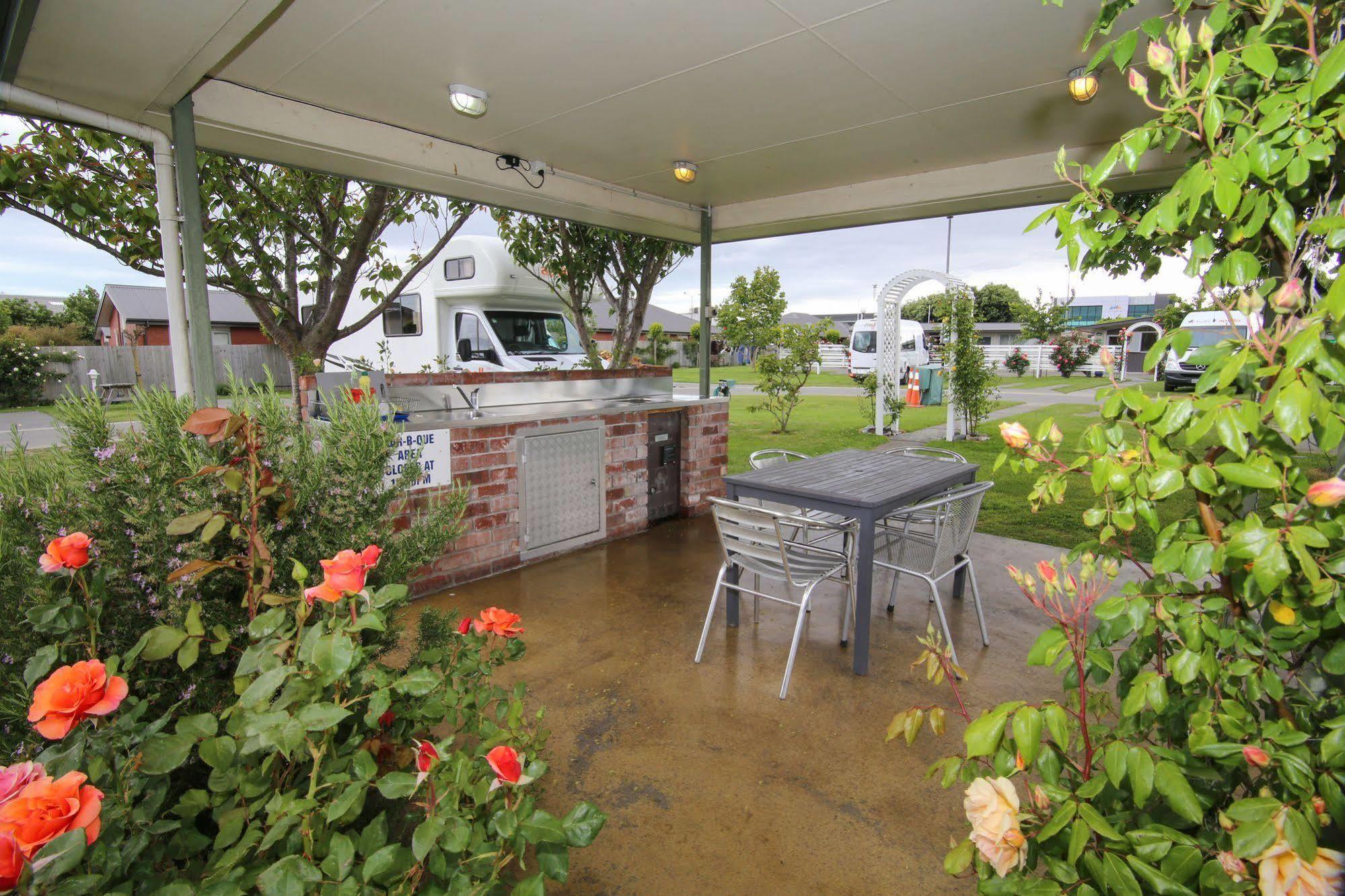 Amber Kiwi Holiday Park & Motels Christchurch Exterior foto